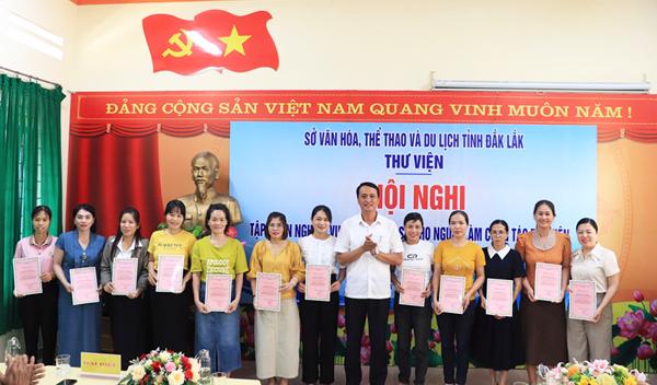 Tập huấn nghiệp vụ chuyển đổi số cho người làm công tác thư viện tỉnh Đắk Lắk năm 2025